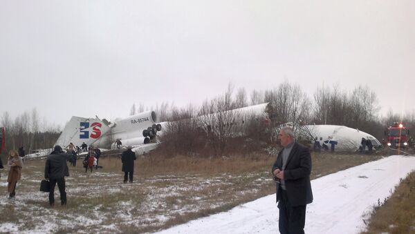 Аэропорт Домодедово, вынужденная посадка Ту-154