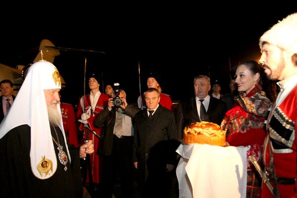 Патриарх Кирилл прилетел в Краснодар