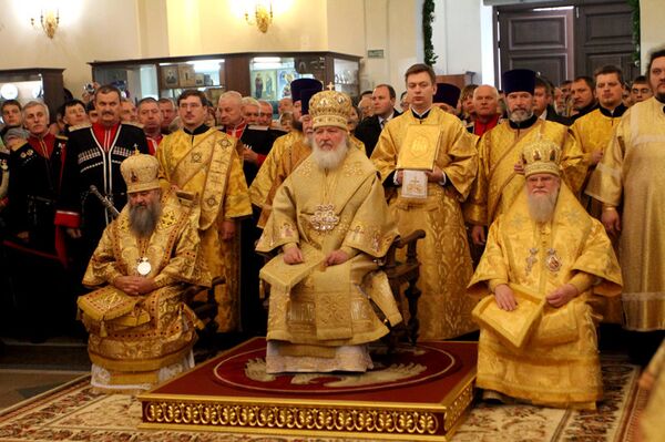 Тысячи верующих посетили проводимую главой РПЦ литургию в Краснодаре