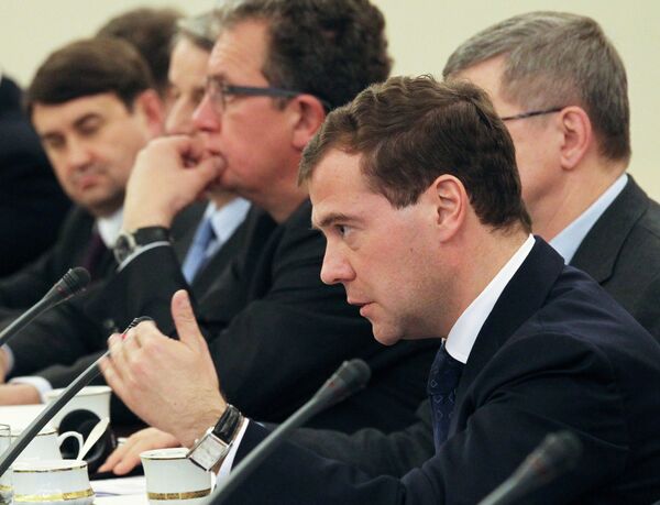 Президент РФ Д.Медведев на переговорах с президентом Польши в Варшаве