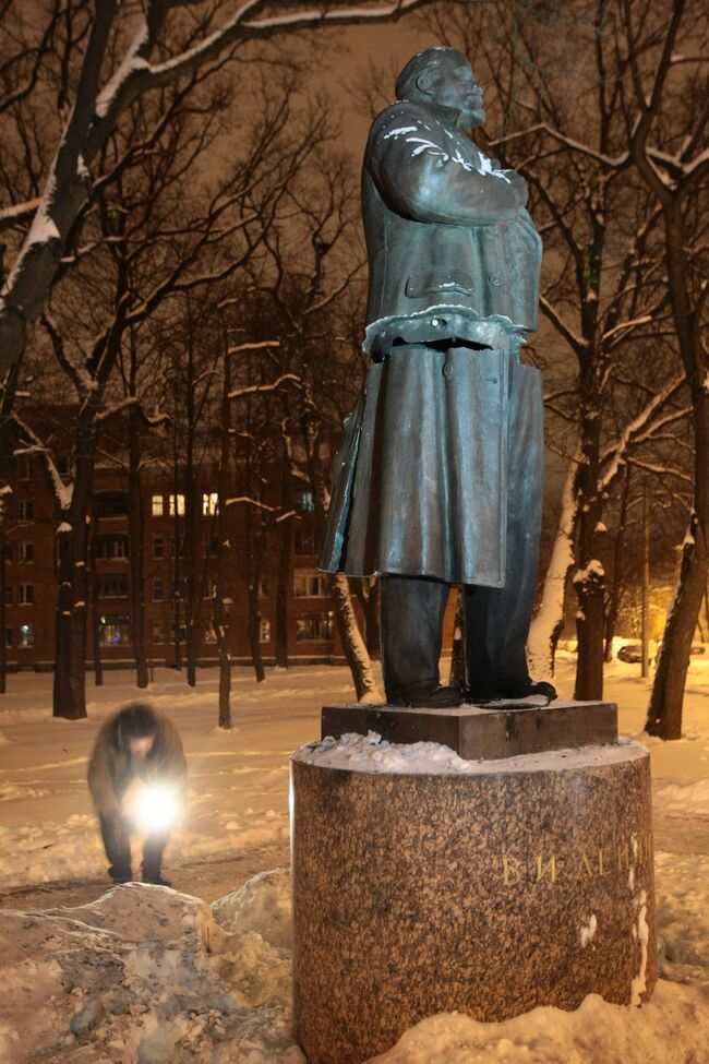 Взрыв памятника Ленину в городе Пушкин Ленинградской области