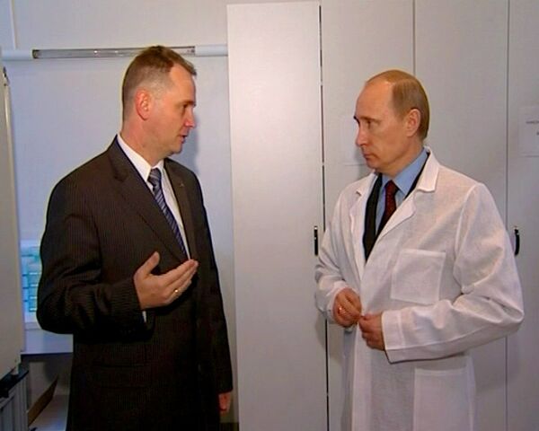 Путину показали лабораторию, где разрабатывают вакцину от ВИЧ