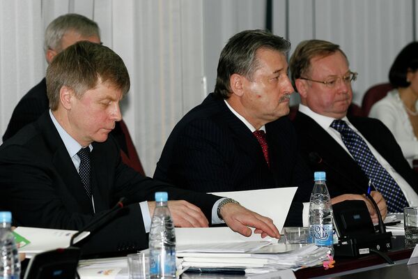 Николай Толстых, Алу Алханов и Сергей Степашин (слева направо)