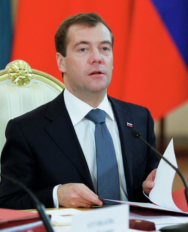 Президент РФ Д.Медведев на саммитее СНГ в Кремле