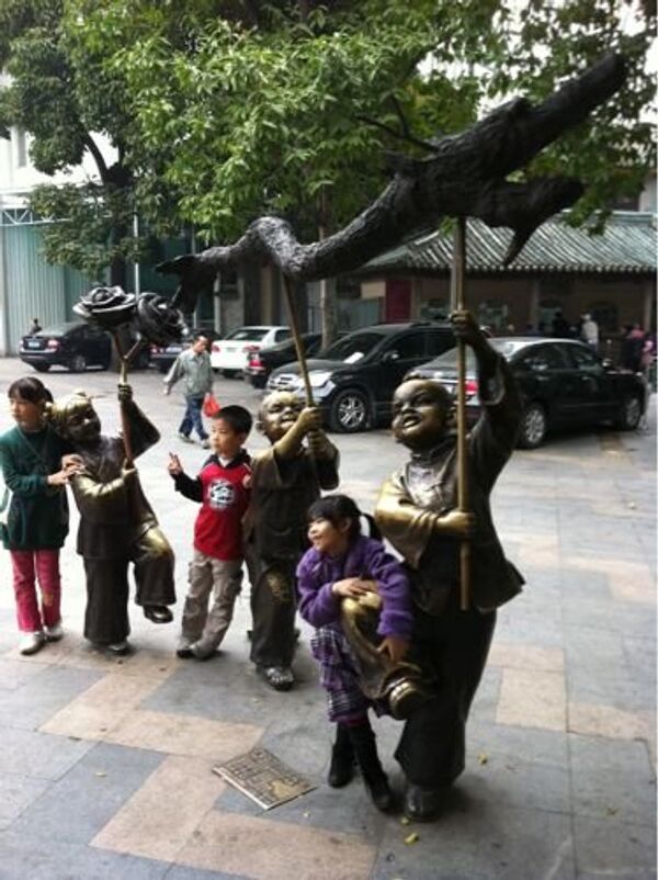 Скульптуры в Гунаньчжоу 