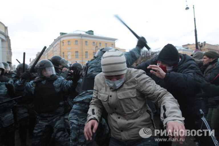 Акция в память об убитом Егоре Свиридове на Манежной площади