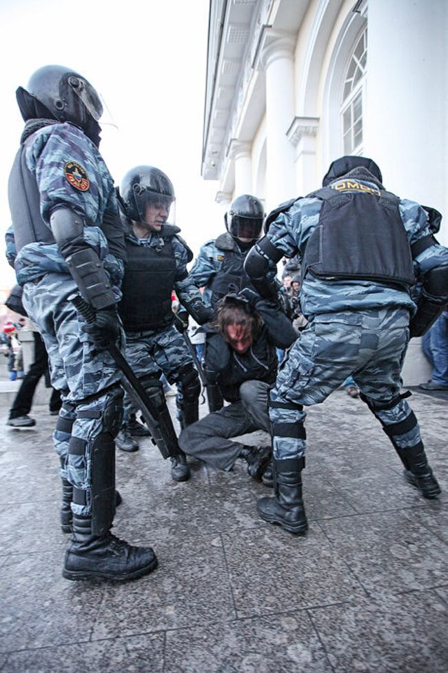 Митинг фанатов на Манежной площади в Москве