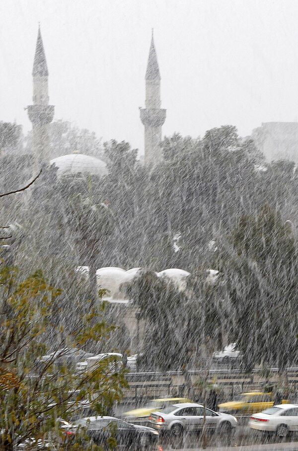 Снегопад в Сирии