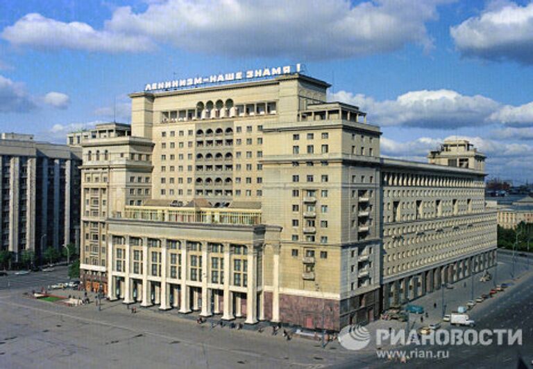 Вид на гостиницу Москва