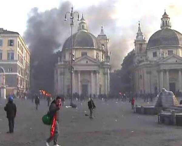 Около ста тысяч студентов разгромили исторический центр Рима 