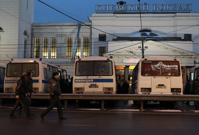 Меры безопасности у Киевского вокзала