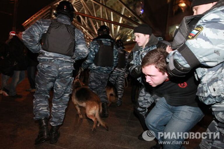 Меры безопасности у Киевского вокзала