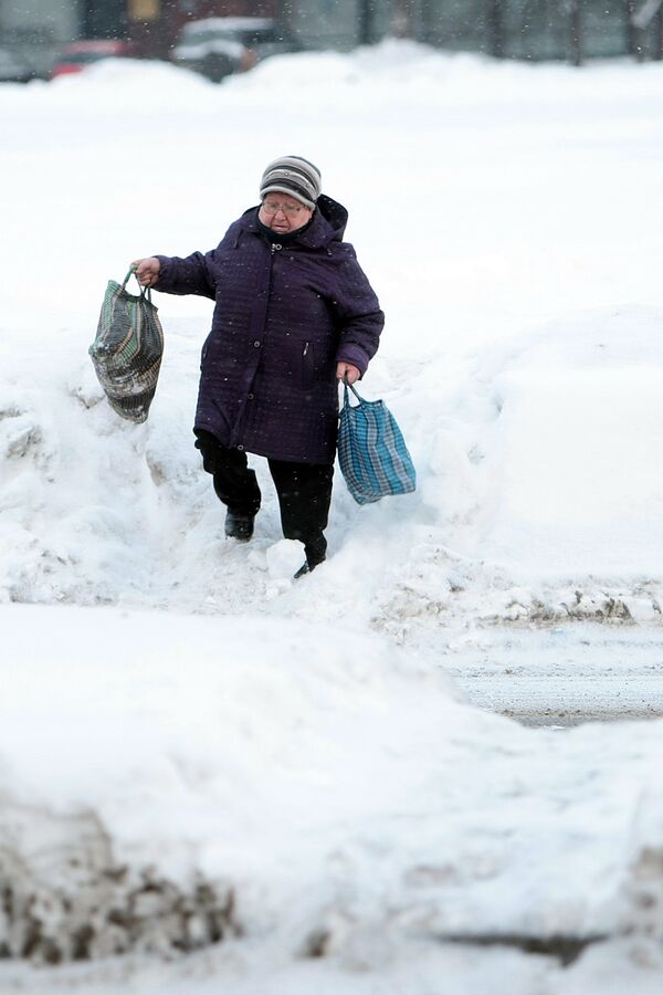 Последствия сильных снегопадов в Санкт-Петербурге