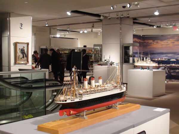 Модель океанского лайнера Луситания, проданная на Sotheby's за 194,5 тысячи долларов