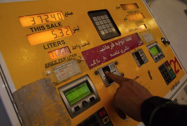 Цены на бензин для населения Ирана вырастут в четыре раза