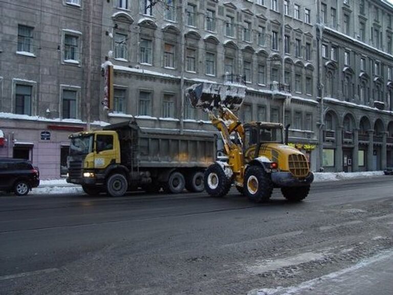 Уборка снега в Санкт-Петербурге