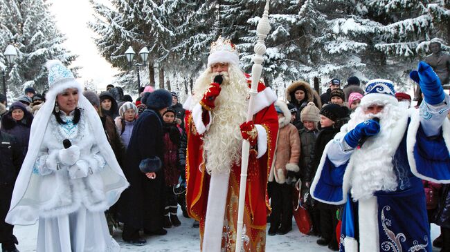 Встреча Кыш Бабая и Деда Мороза в Татарстане