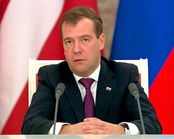 Медведев: происходящее в Белоруссии - внутреннее дело соседней страны