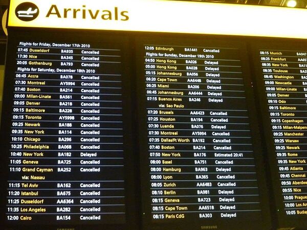 Отмена рейсов в лондонском аэропорту Хитроу