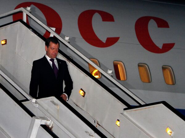 Дмитрий Медведев прилетел в Индию. 21 декабря 2010