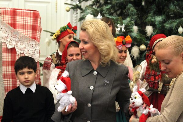 Светлана Медведева приняла участие в благотворительном празднике Белое волшебство