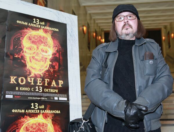 Режиссер Алексей Балабанов на премьере своего фильма Кочегар. Архив