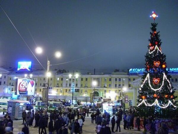 Санкт-Петербург украшен к Новому году
