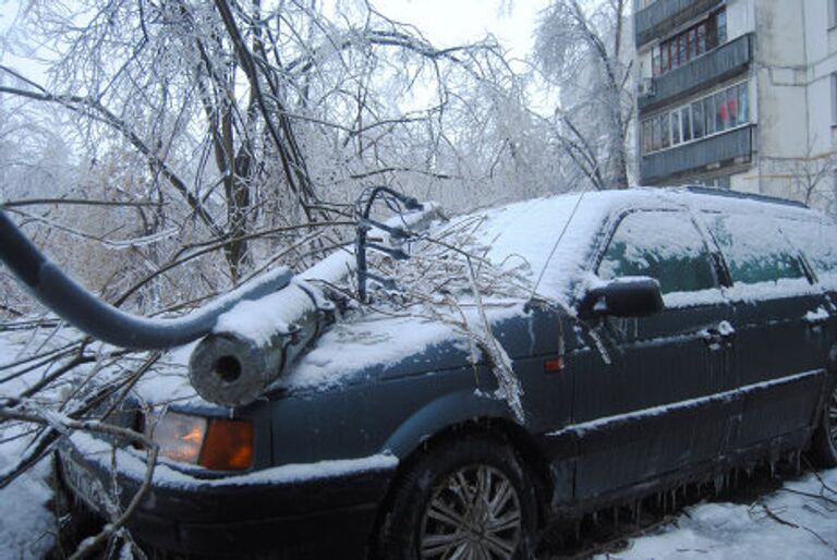 Последствия ледяного дождя в Москве