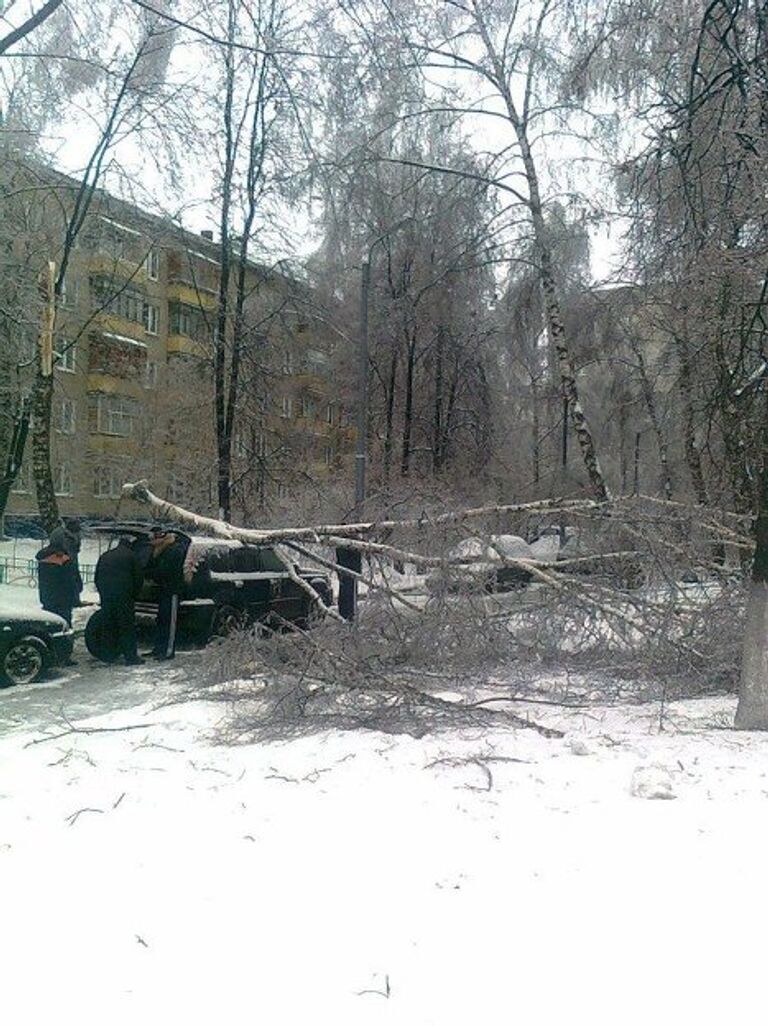 Последствия ледяного дождя в Москве