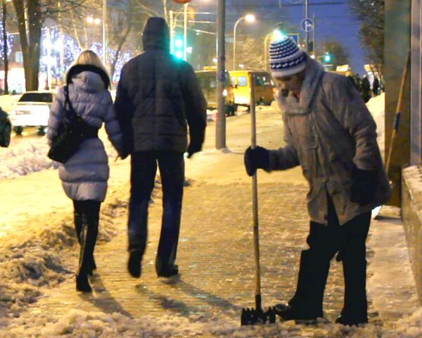 Аномально теплая погода превращает улицы Ульяновска в каток