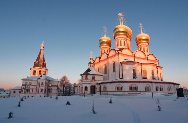 Валдайский Иверский Богородицкий Святоозерский мужской монастырь