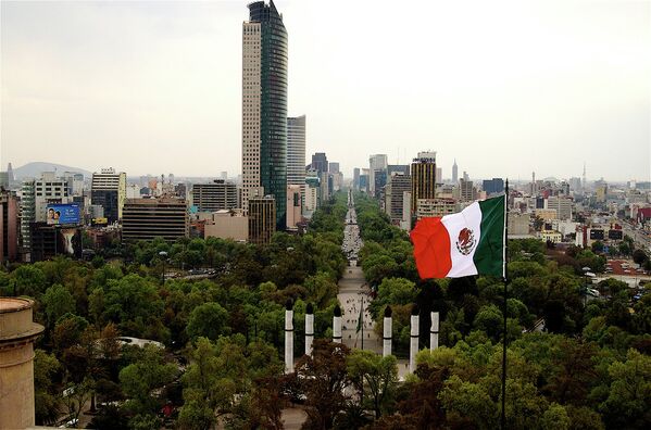 Центральная улица Мехико – Пасео-де-ла-Реформа