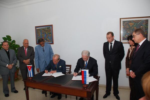 Куба и Россия подписали соглашение о межпарламентском сотрудничестве