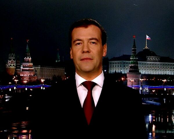 Новогоднее поздравление Дмитрия Медведева