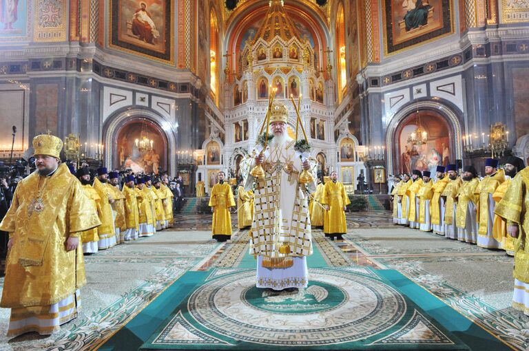 Рождественское богослужение в храме Христа Спасителя