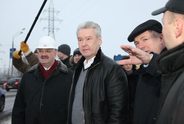 Мэр Москвы Сергей Собянин посетил реконструируемый мост через Канал имени Москвы