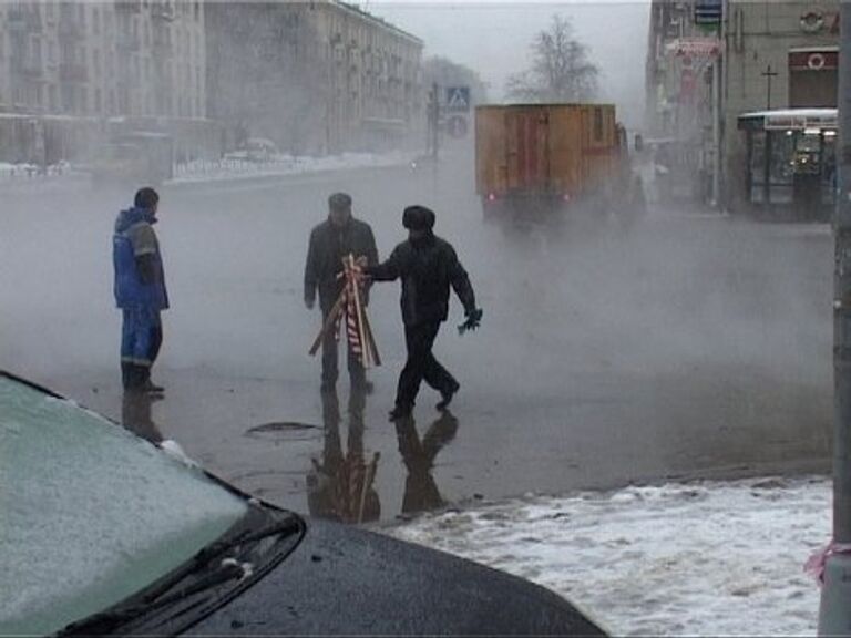 Прорыв трубы в Санкт-Петербурге