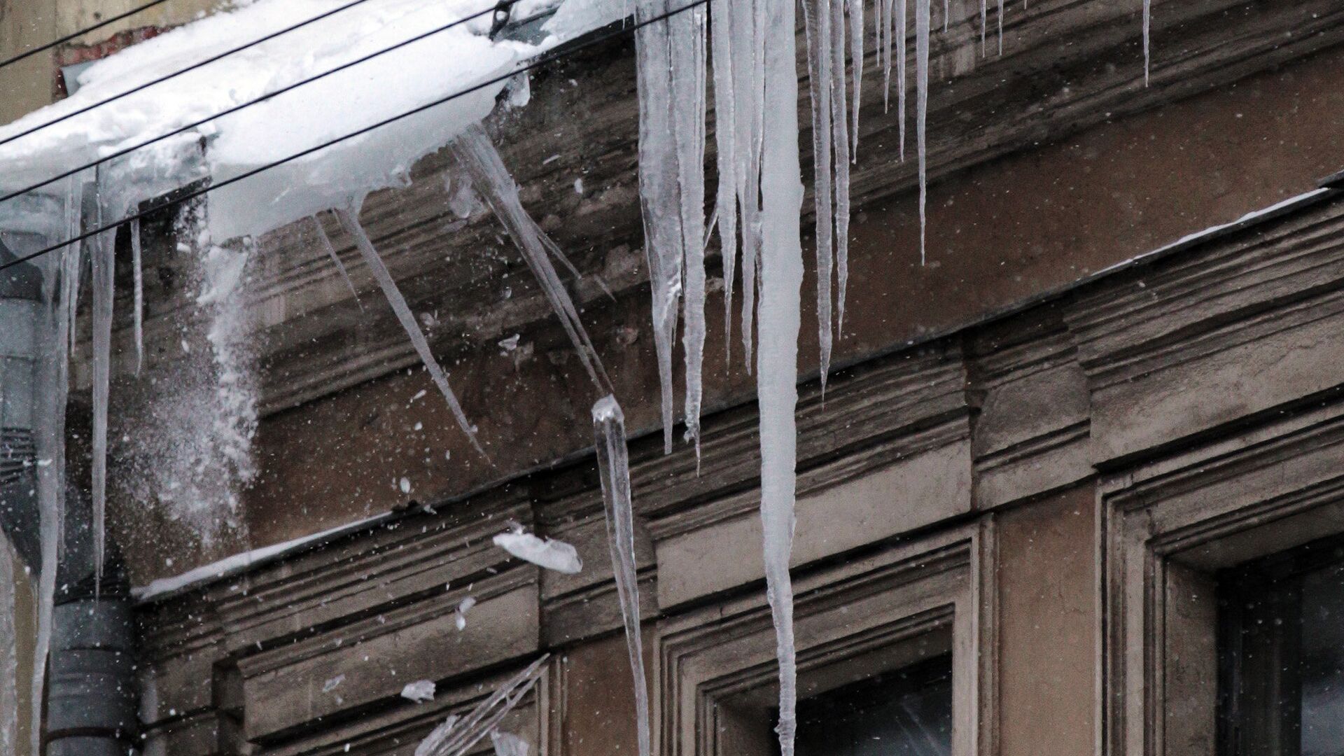 Уборка снега на улицах Санкт-Петербурга - РИА Новости, 1920, 29.01.2021