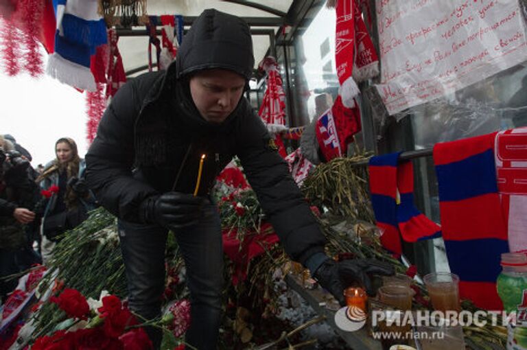 Акция памяти погибшего футбольного болельщика Егора Свиридова