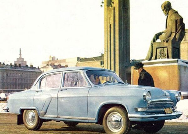 Ретро-реклама советского автопрома