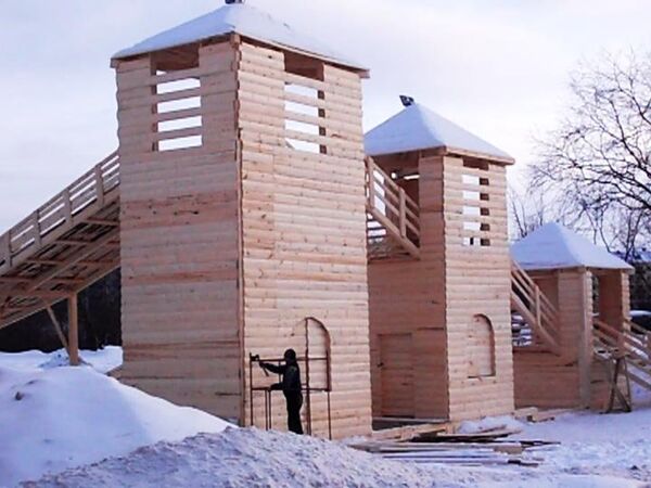 Горки и выставка деревянного домостроения в Вологде