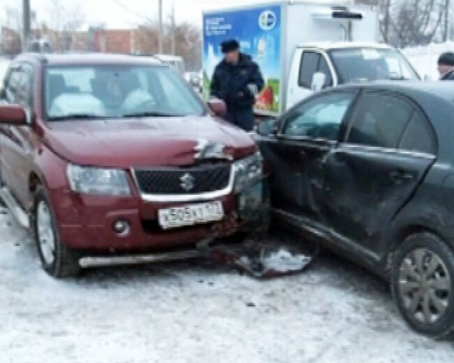 Пострадавшего в ДТП на юге Москвы в больницу доставили на вертолете 