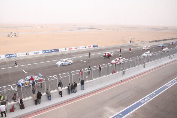 Первая в Саудовской Аравии кольцевая автогоночная трасса