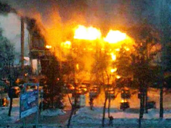 Пожар в торговом центре Европа в Уфе. Видео с места ЧП