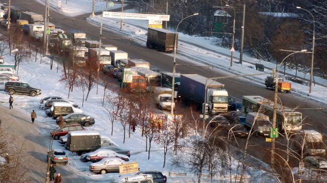 Движение транспорта в Москвею. Архив