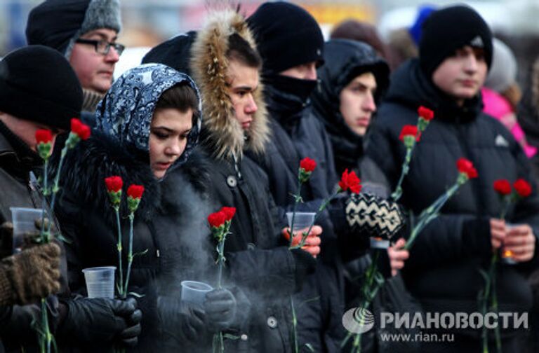 Акция памяти погибших при взрыве в Домодедово