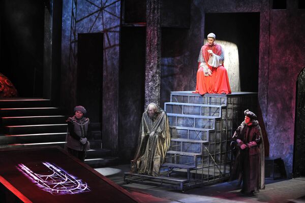 Сцена из спектакля Дон Жуан в Малом театре   