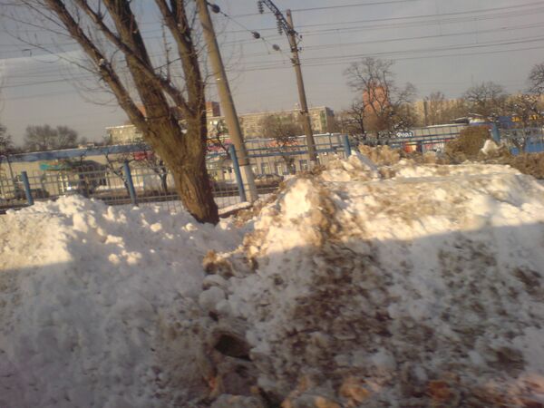 Борьба со снежными заносами в Ростове-на-Дону