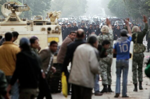 Беспорядки на площади Тахрир в центре Каира