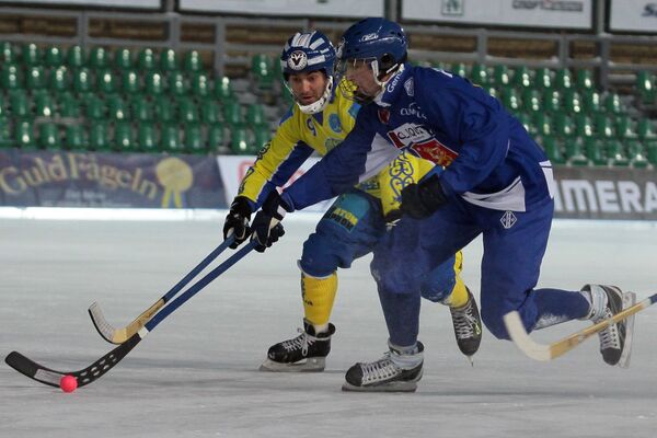 Игровой момент матча Финляндия - Казахстан